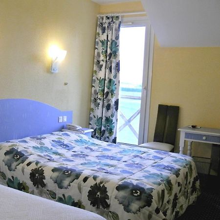 Logis Argonne Hotel Vouziers Exterior foto